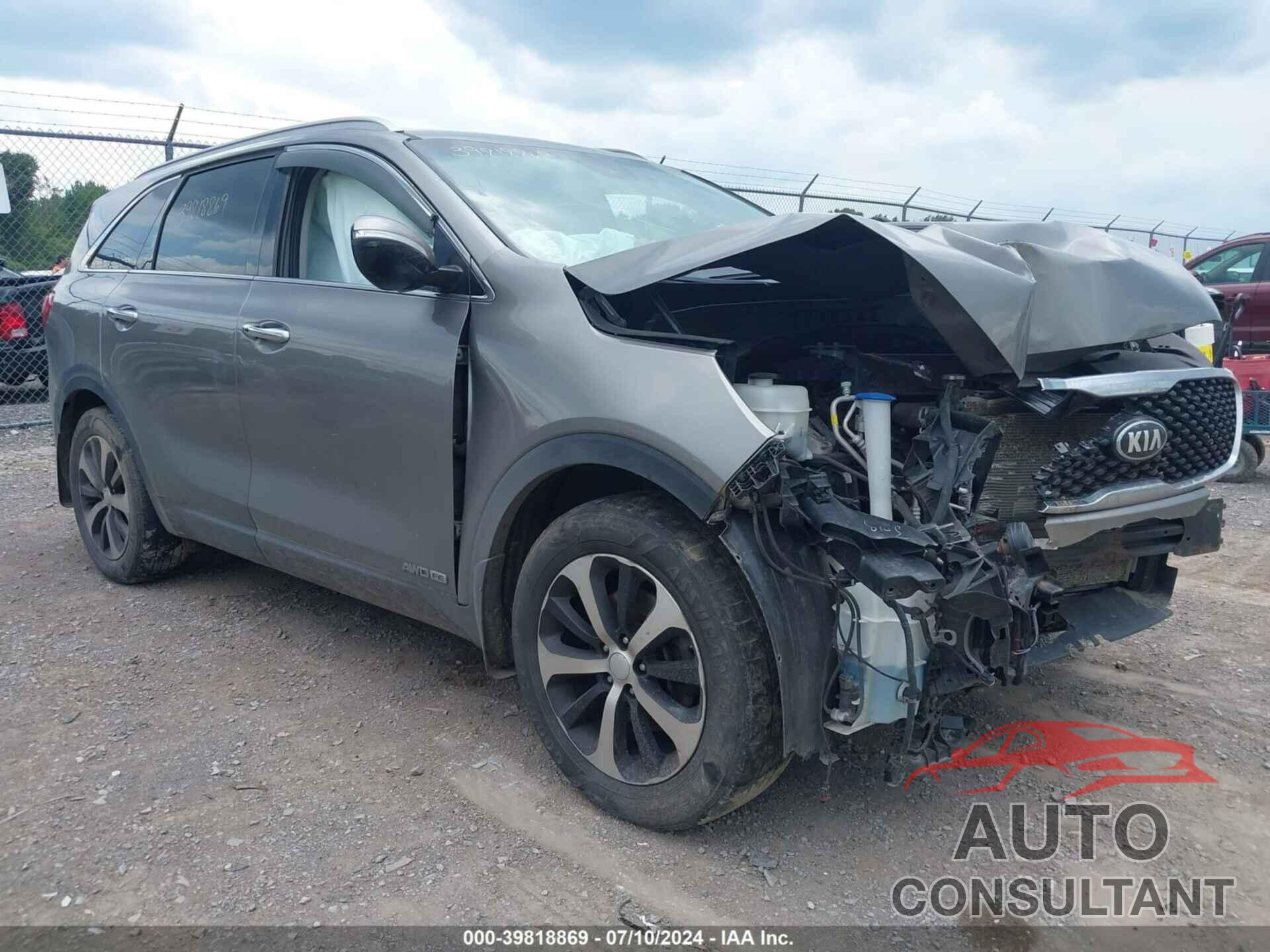 KIA SORENTO 2018 - 5XYPHDA59JG368696