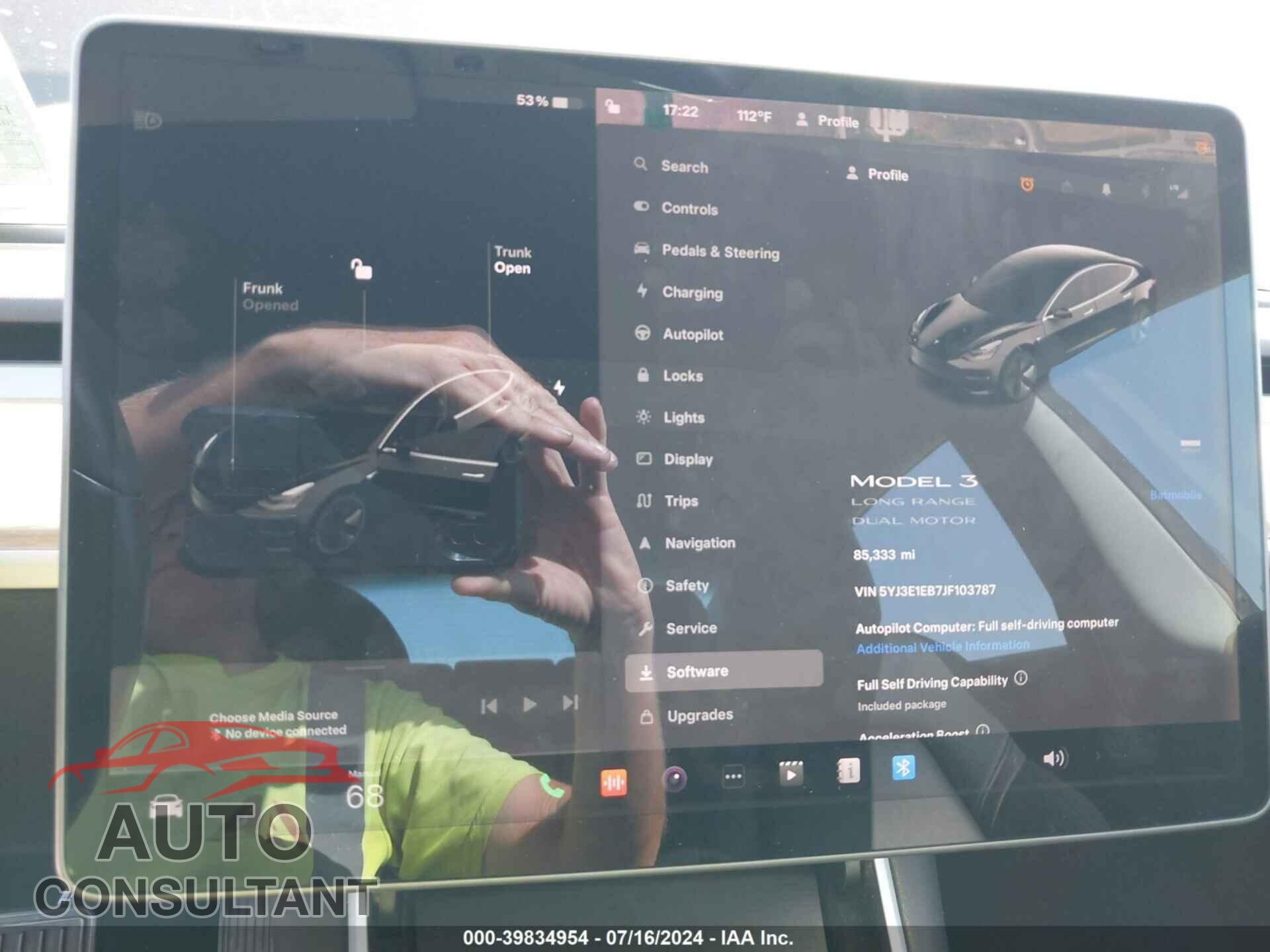 TESLA MODEL 3 2018 - 5YJ3E1EB7JF103787