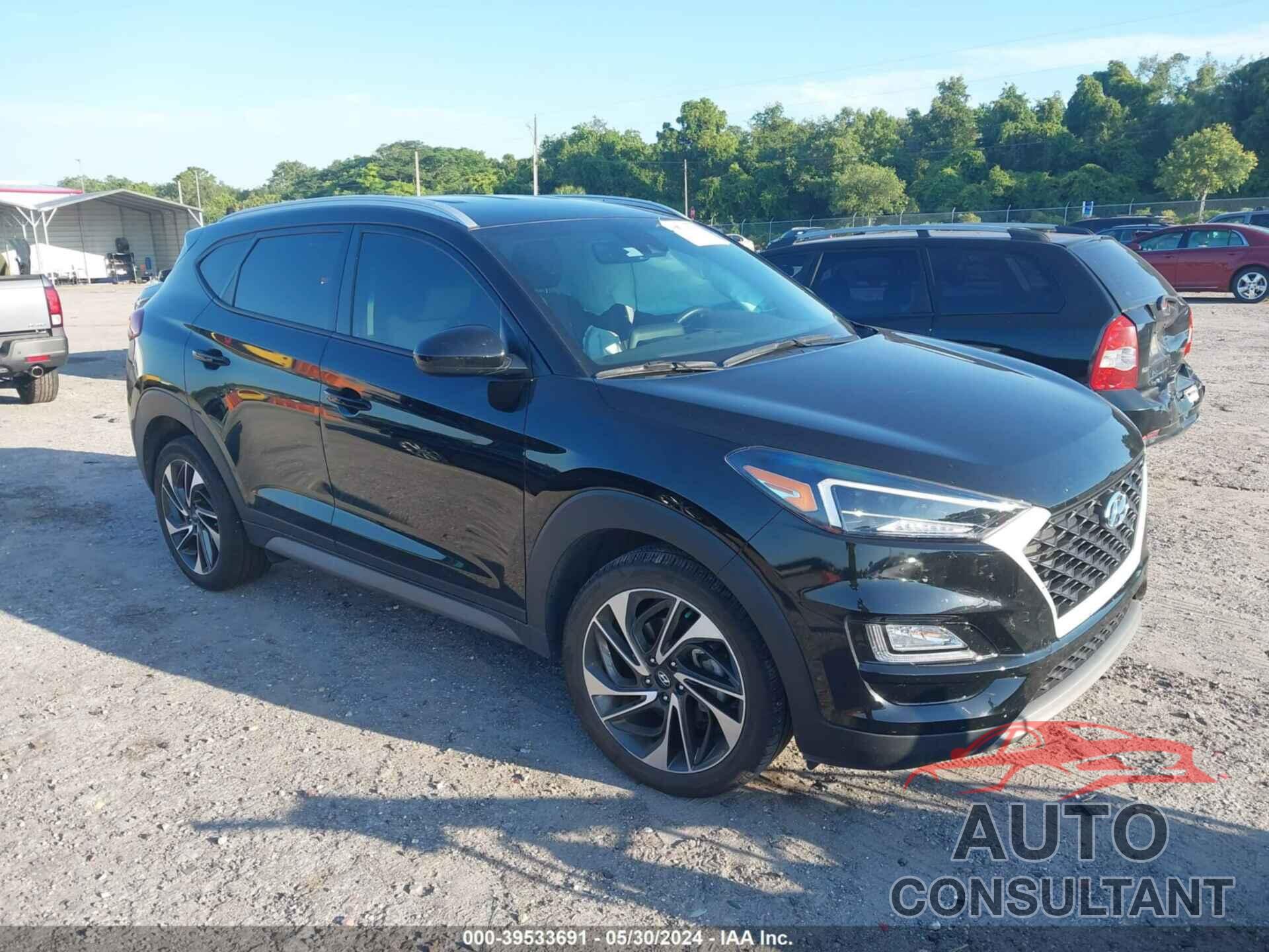 HYUNDAI TUCSON 2021 - KM8J33AL1MU394723