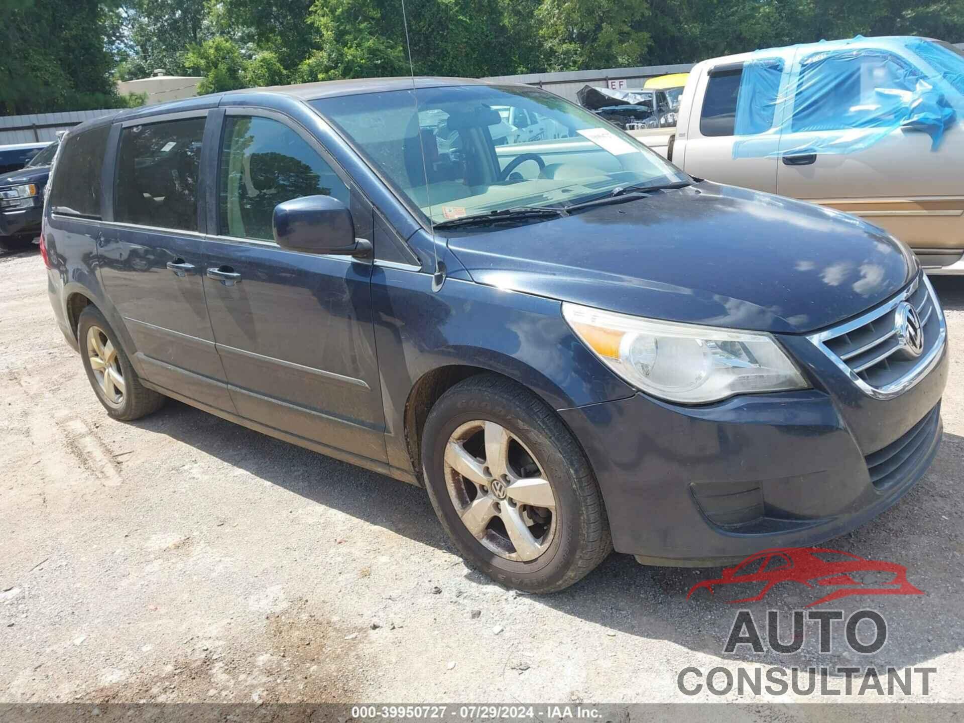 VOLKSWAGEN ROUTAN 2009 - 2V8HW341X9R501930