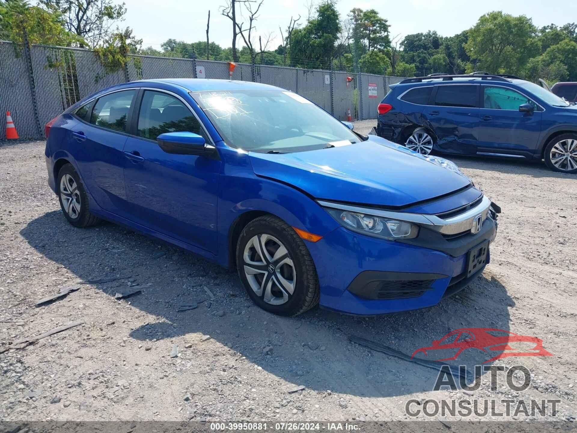 HONDA CIVIC 2018 - 2HGFC2F57JH557129