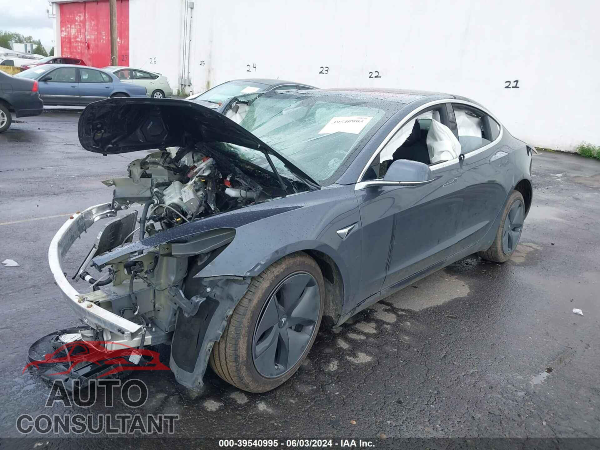 TESLA MODEL 3 2018 - 5YJ3E1EA3JF102112