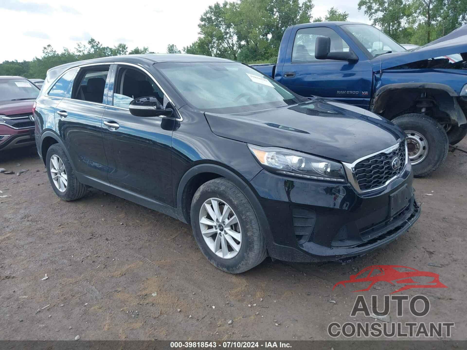 KIA SORENTO 2019 - 5XYPG4A34KG560997