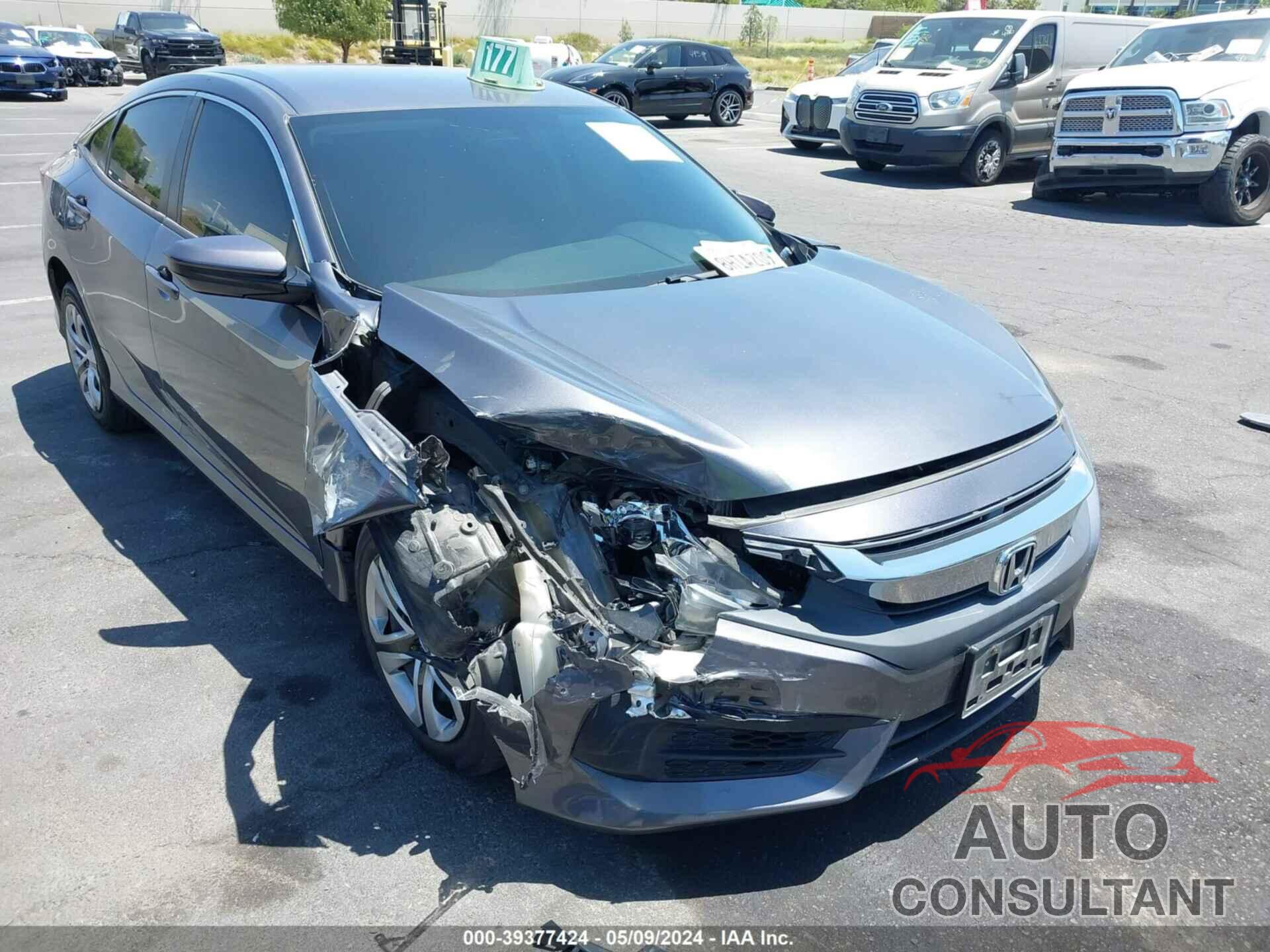 HONDA CIVIC 2018 - 2HGFC2F52JH601957