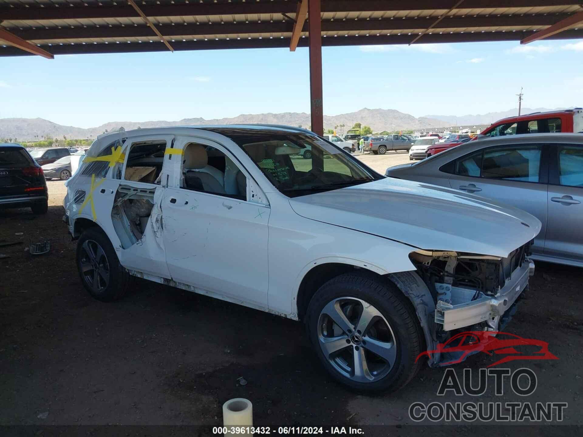MERCEDES-BENZ GLC 300 2019 - WDC0G4JB6KV176070