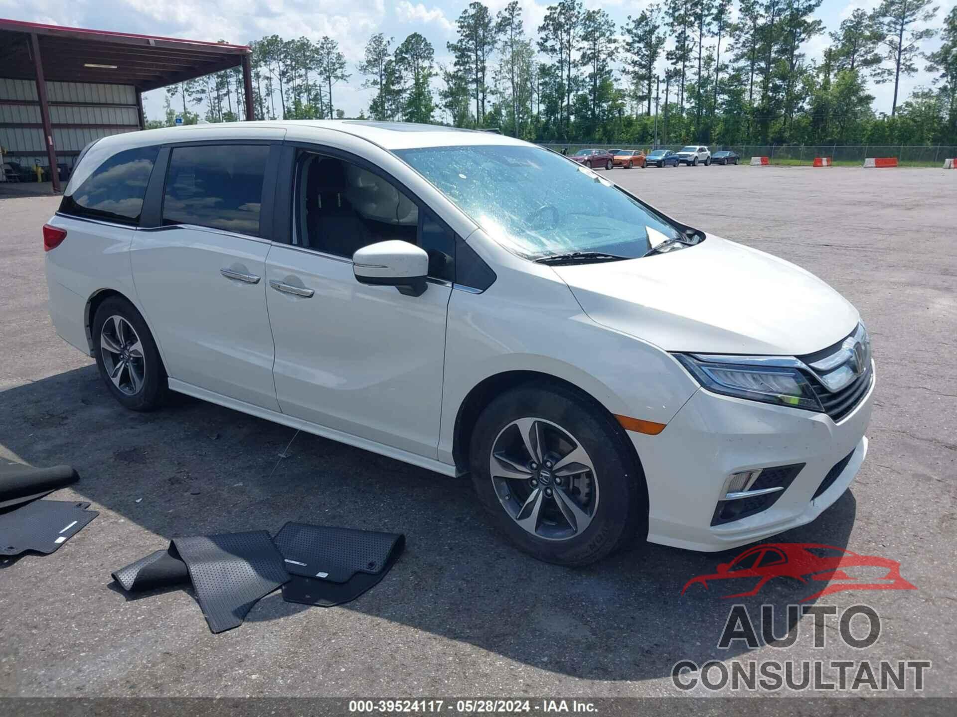 HONDA ODYSSEY 2018 - 5FNRL6H83JB002775