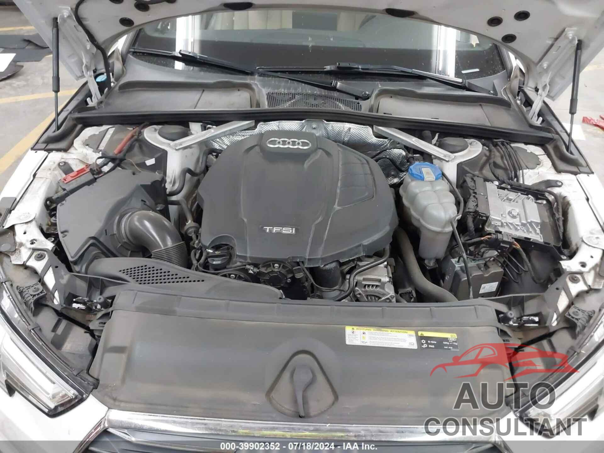 AUDI A4 2017 - WAUENAF48HN035551