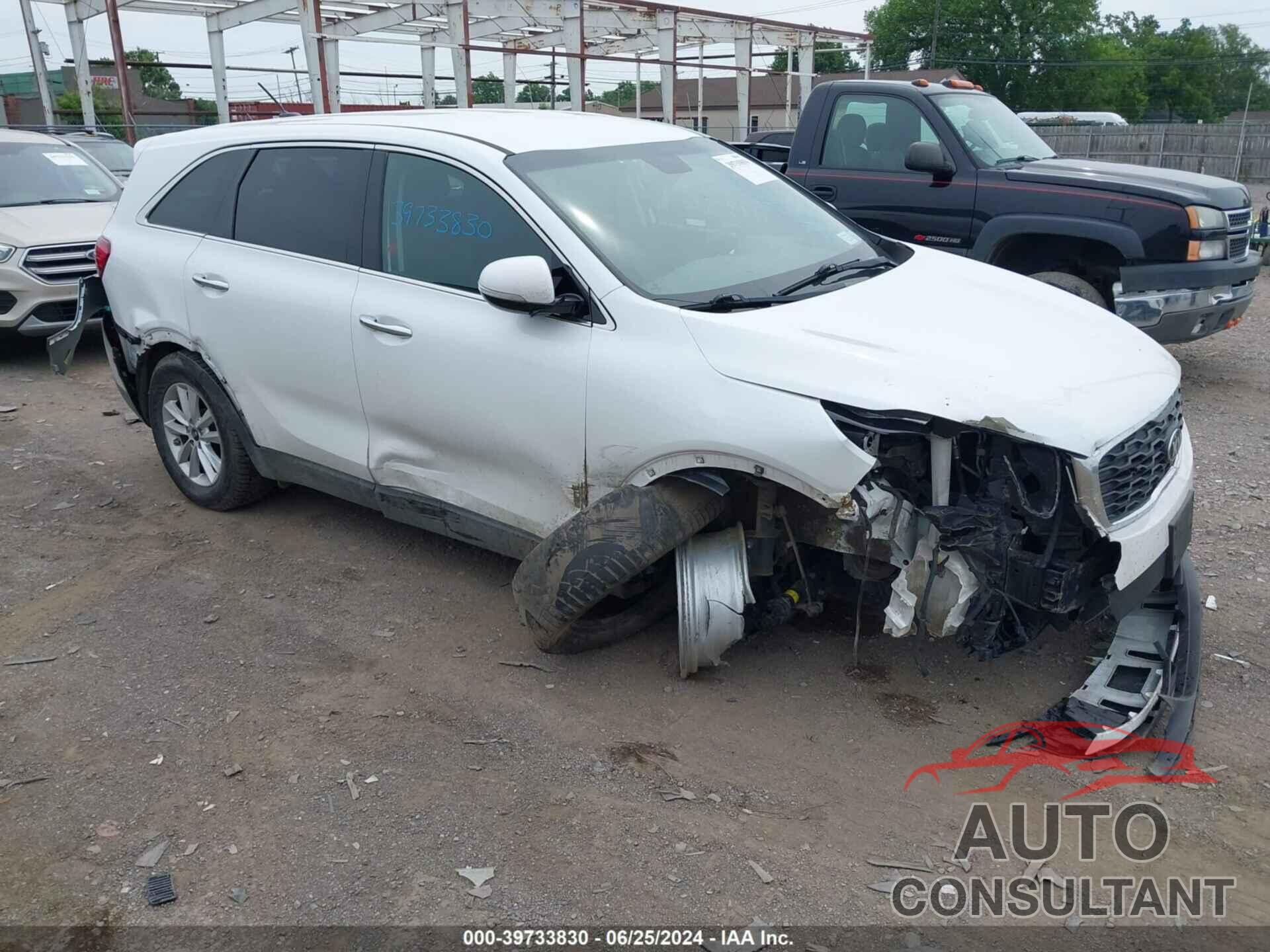 KIA SORENTO 2019 - 5XYPG4A35KG552326