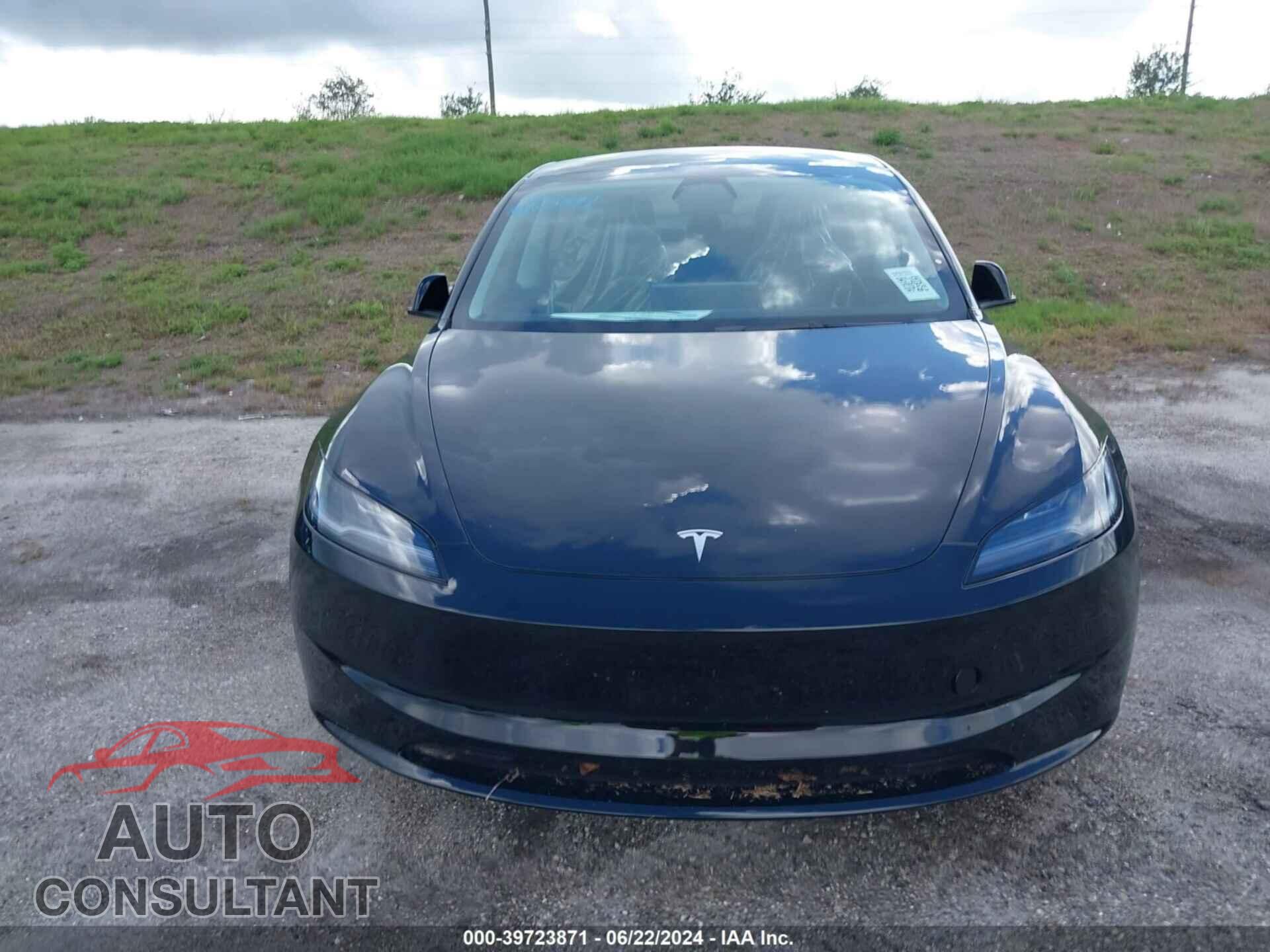 TESLA MODEL 3 2024 - 5YJ3E1EA1RF751211