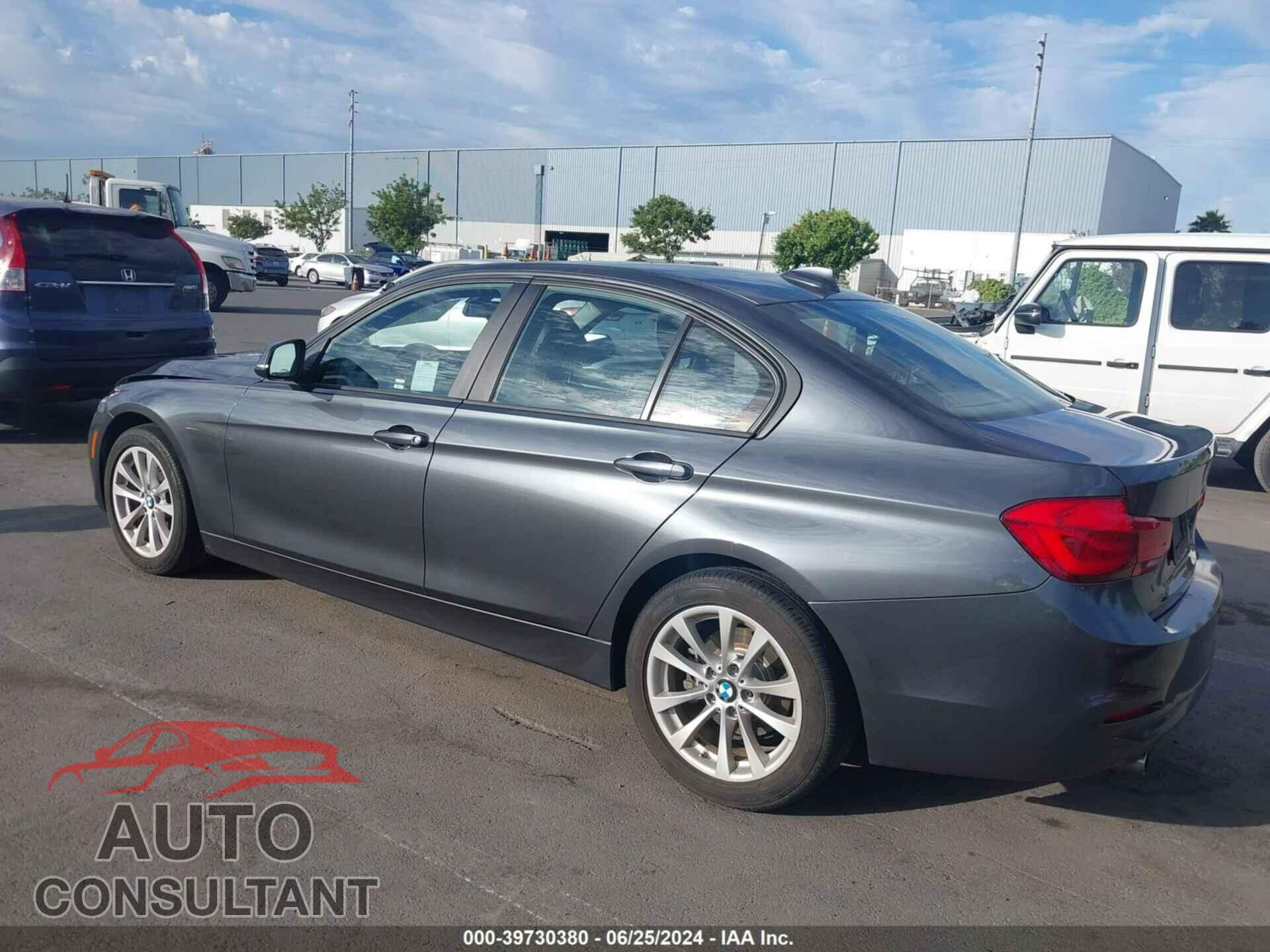 BMW 320I 2016 - WBA8E1G52GNT37128