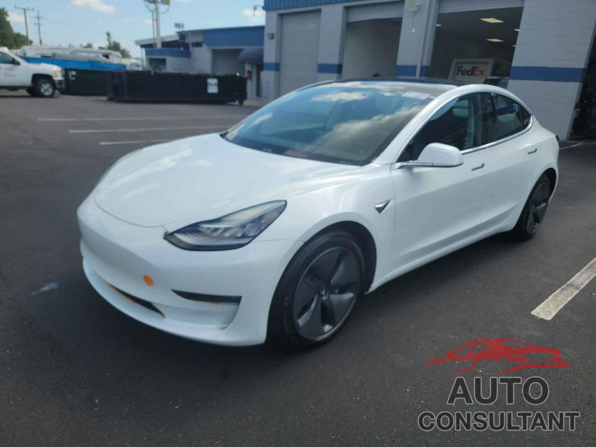 TESLA MODEL 3 2020 - 5YJ3E1EB7LF636905