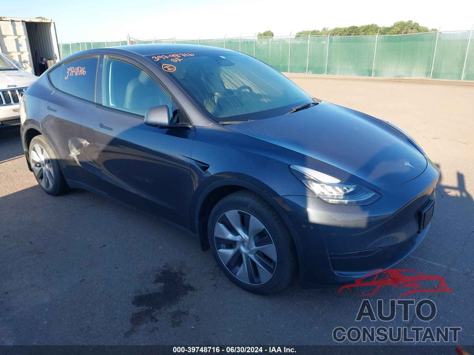 TESLA MODEL Y 2023 - 7SAYGDEE7PA025077