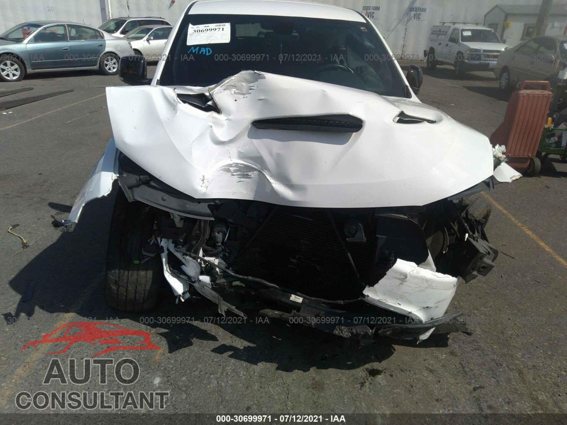 DODGE DURANGO 2018 - 1C4RDJDG2JC261820