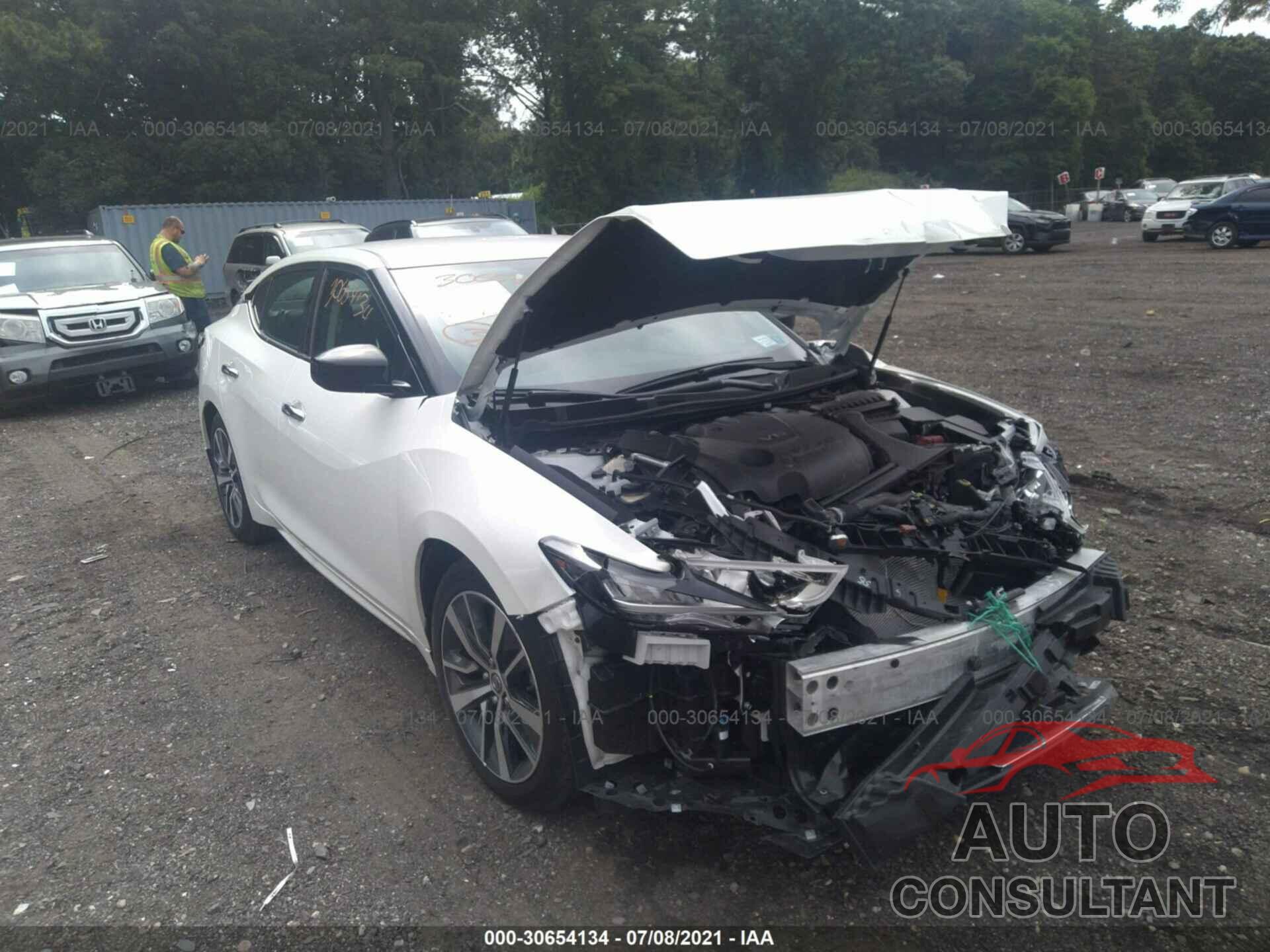 NISSAN MAXIMA 2020 - 1N4AA6BV3LC384118