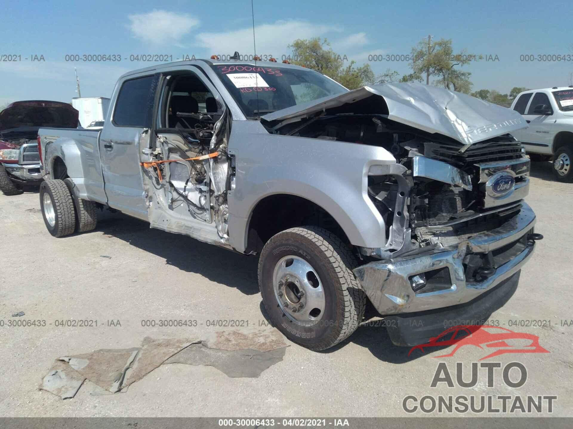 FORD SUPER DUTY F-350 DRW 2019 - 1FT8W3DT6KEE99125