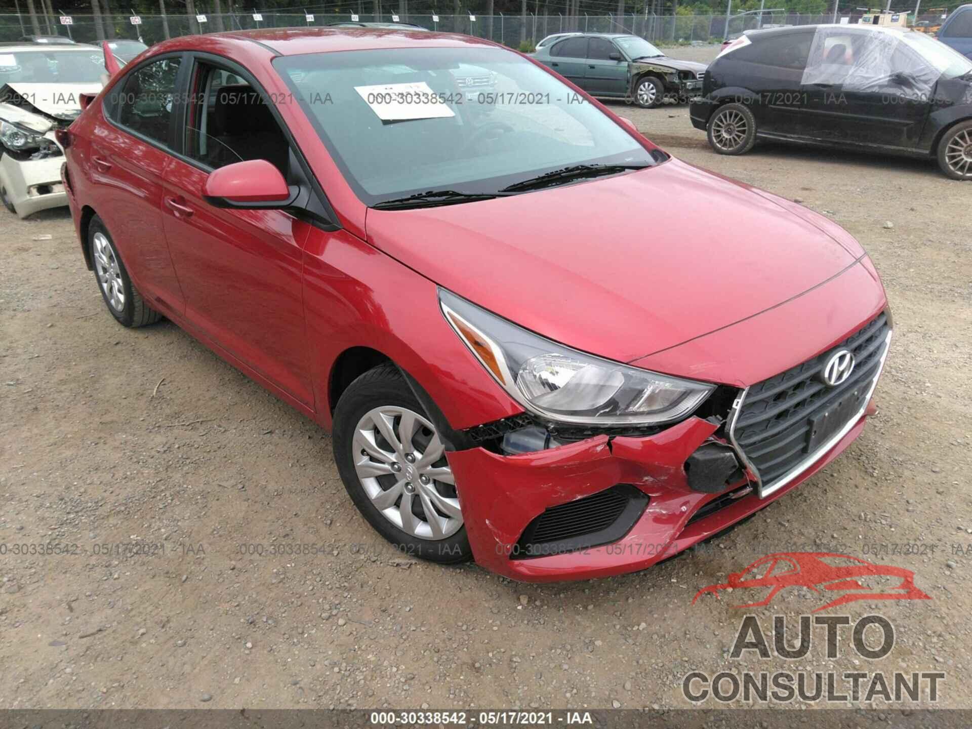 HYUNDAI ACCENT 2018 - 3KPC24A39JE017606
