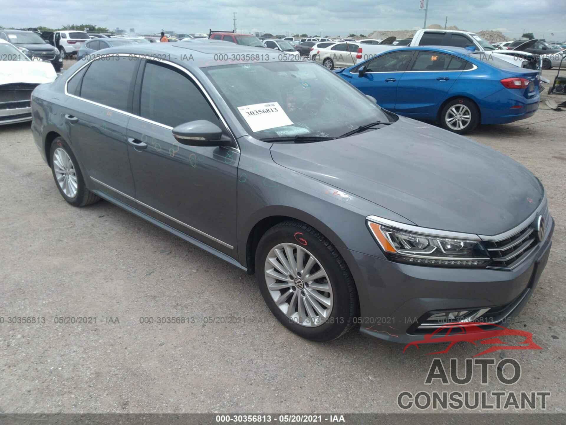 VOLKSWAGEN PASSAT 2017 - 1VWBT7A36HC030435