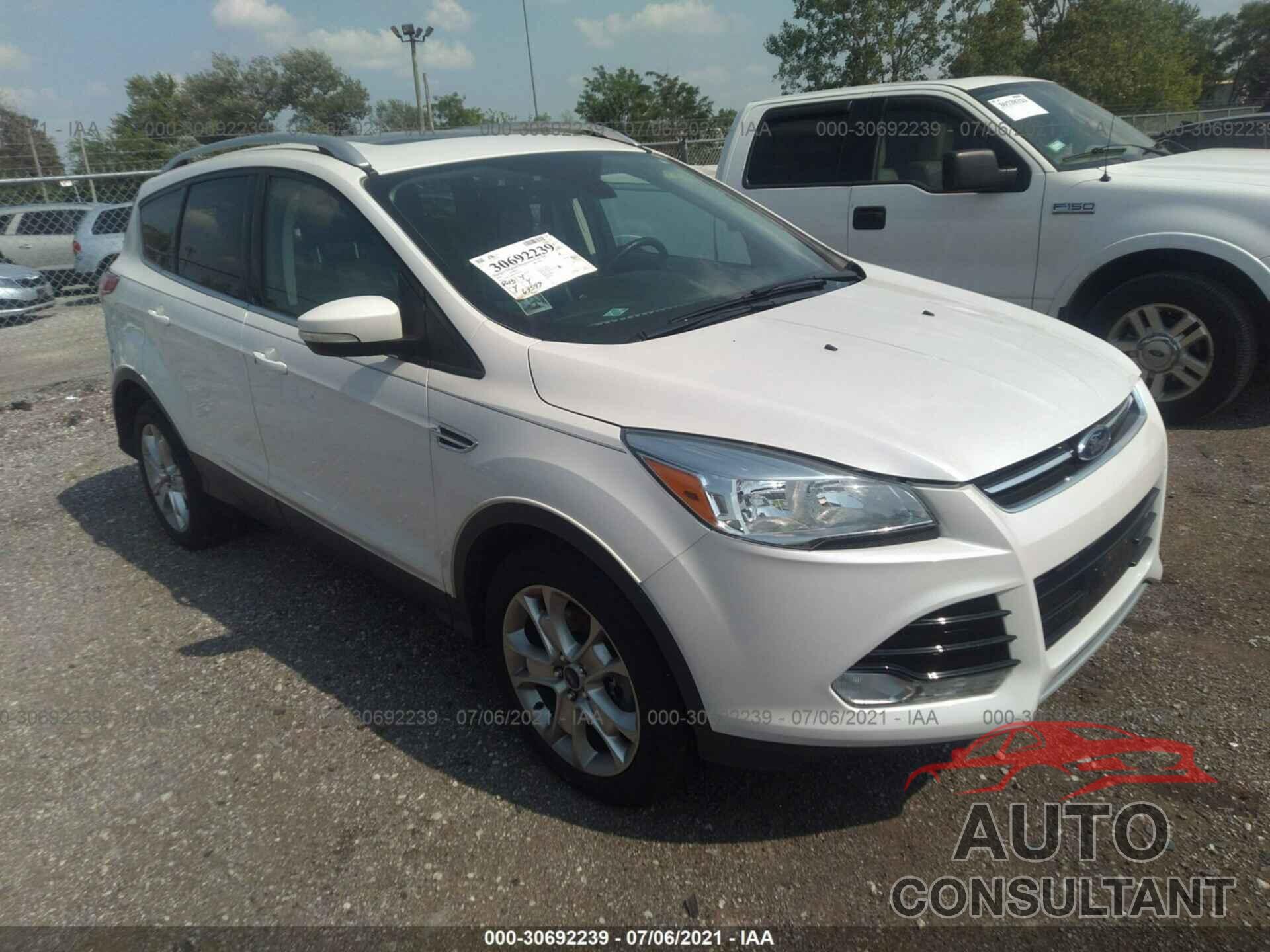 FORD ESCAPE 2016 - 1FMCU9J97GUB32125
