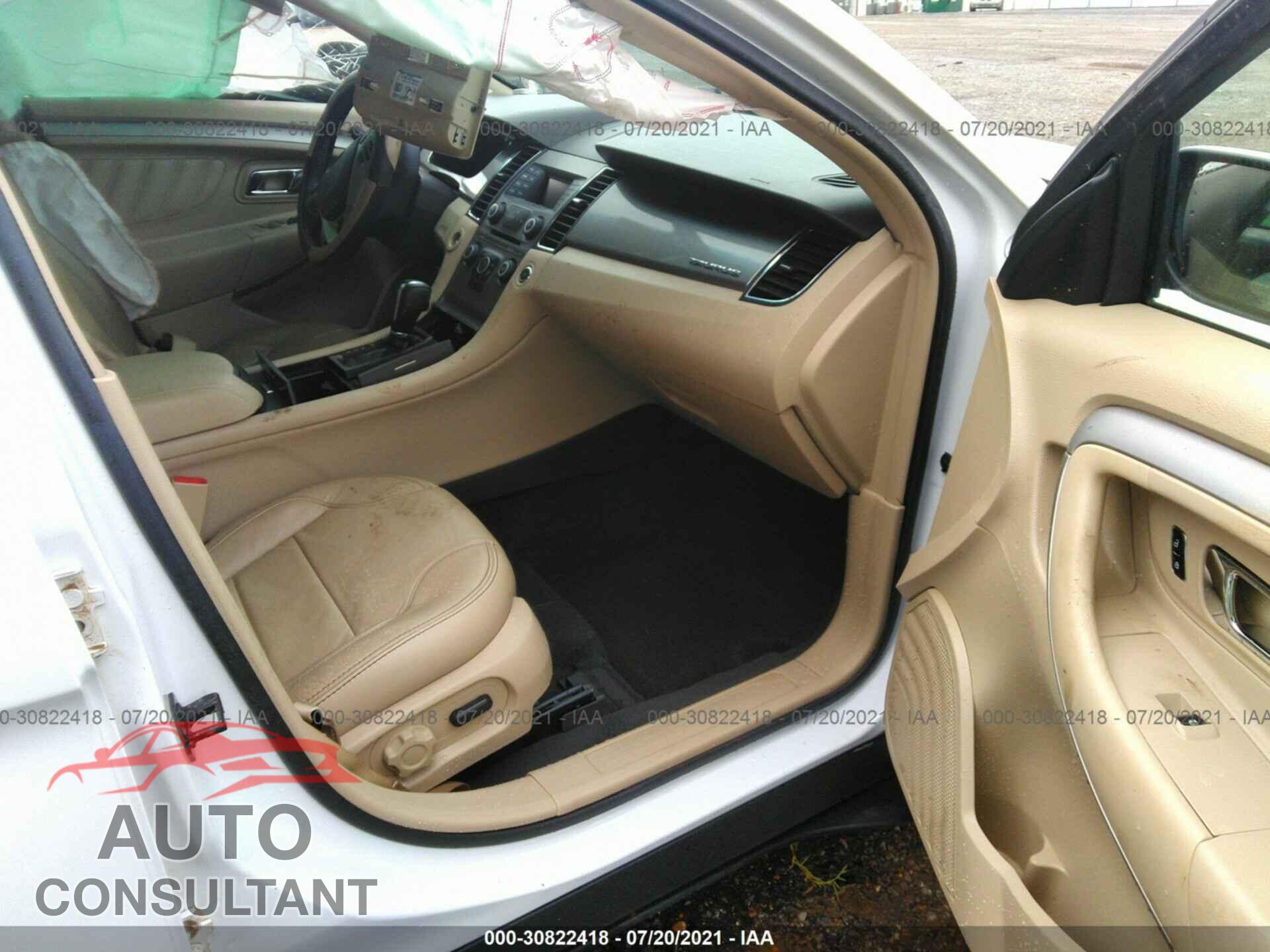FORD TAURUS 2017 - 1FAHP2E80HG122231