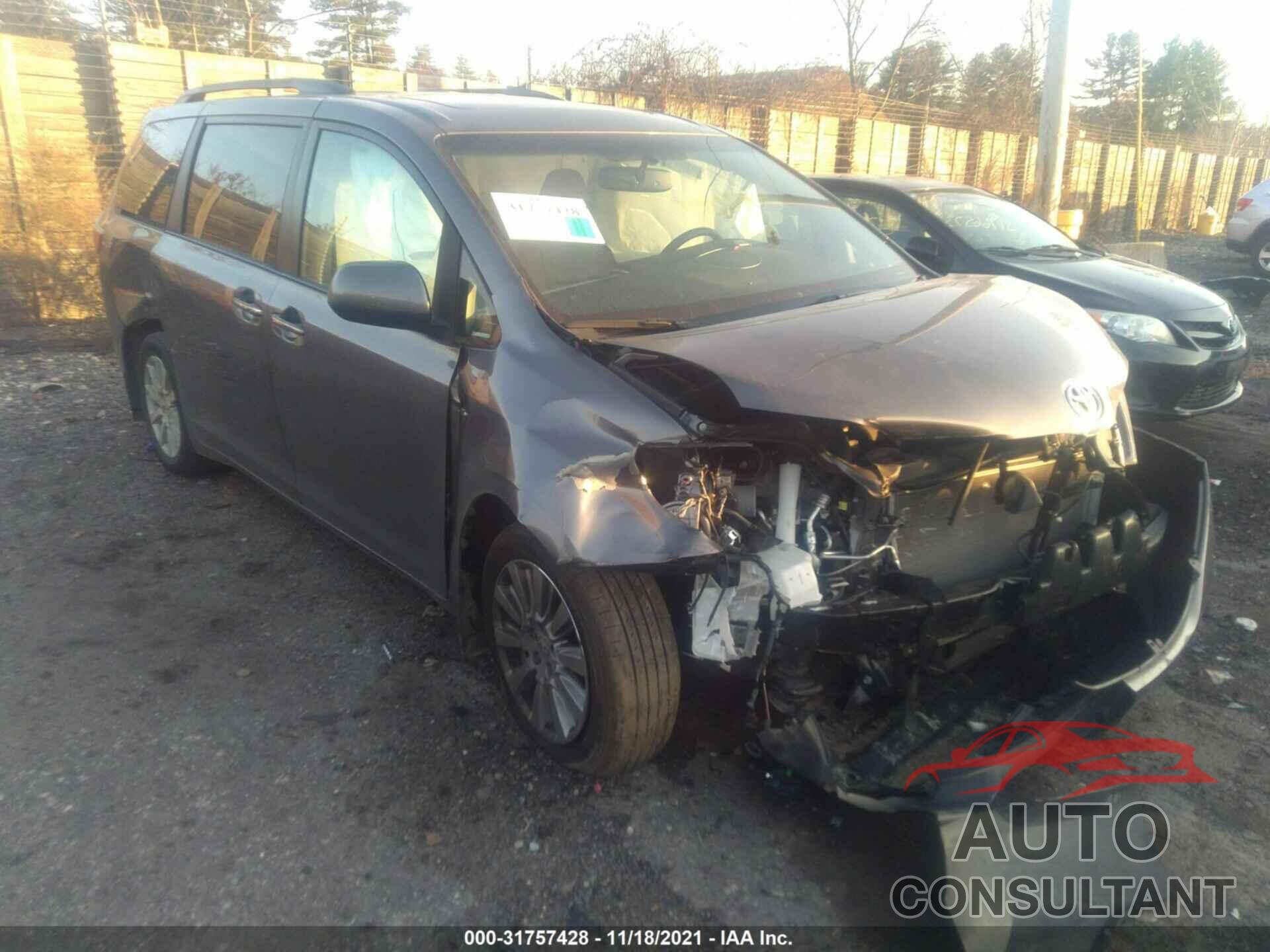 TOYOTA SIENNA 2017 - 5TDDZ3DC5HS180307