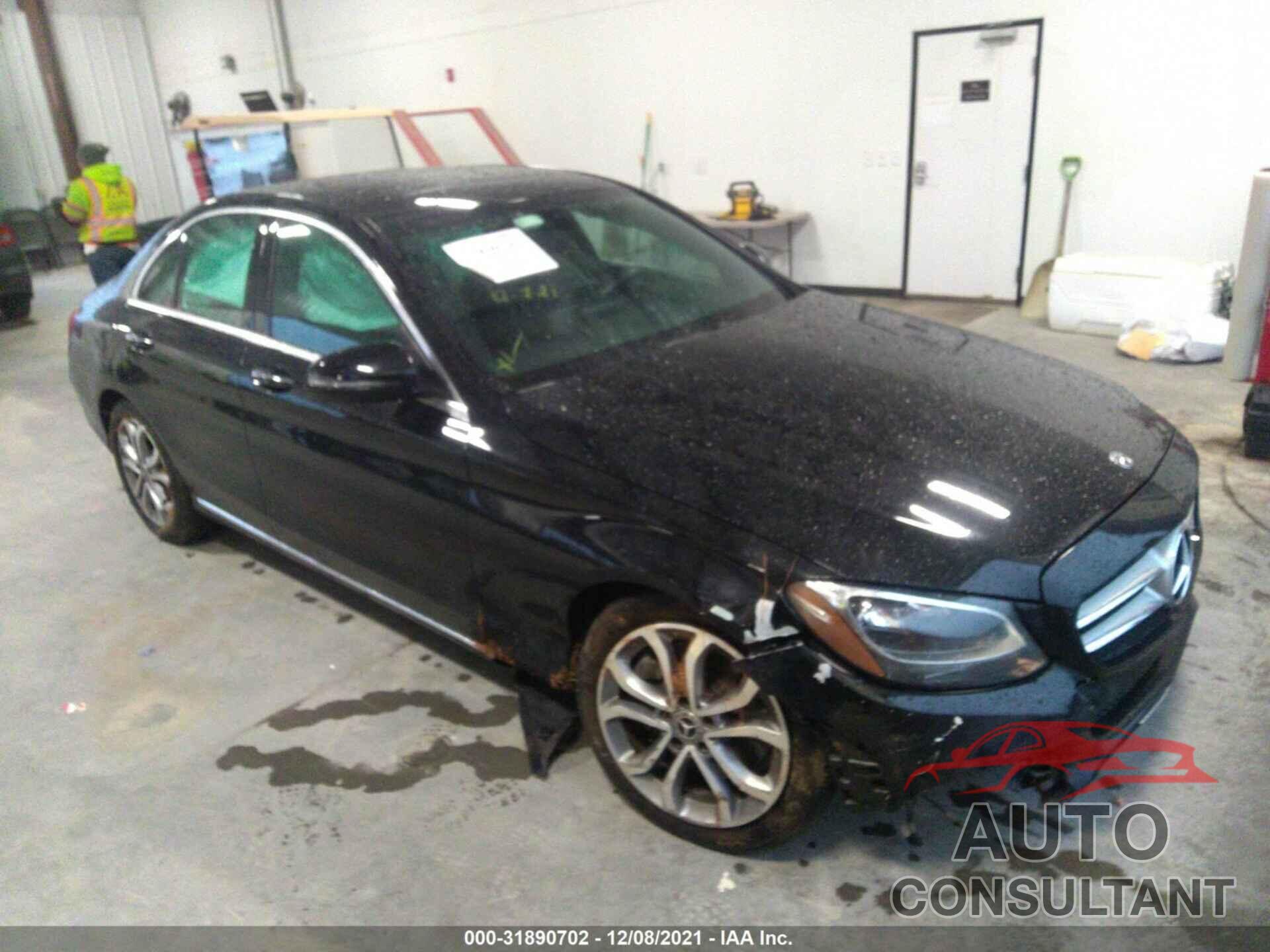 MERCEDES-BENZ C-CLASS 2018 - 55SWF4KB6JU256515