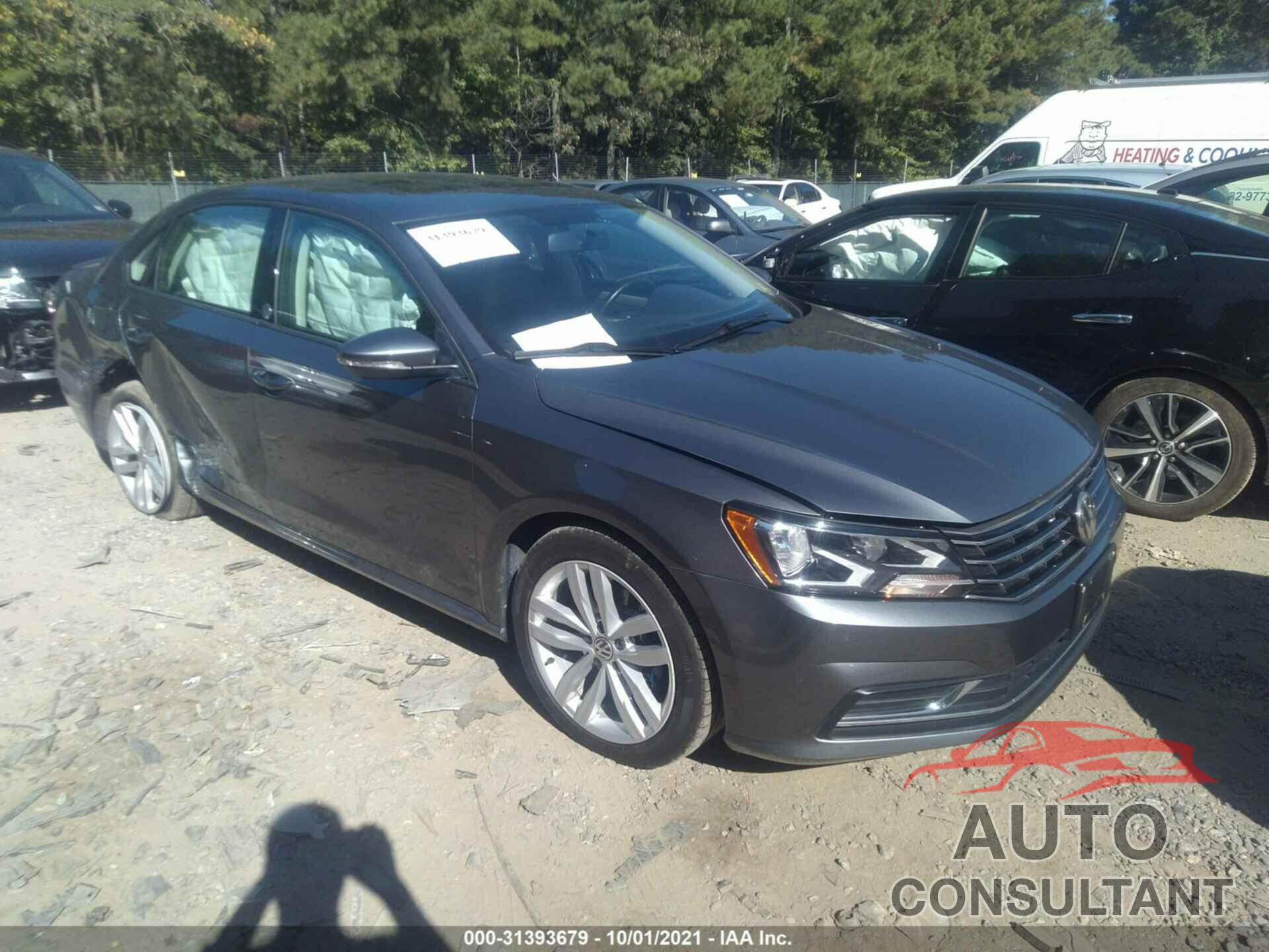 VOLKSWAGEN PASSAT 2019 - 1VWLA7A33KC013061