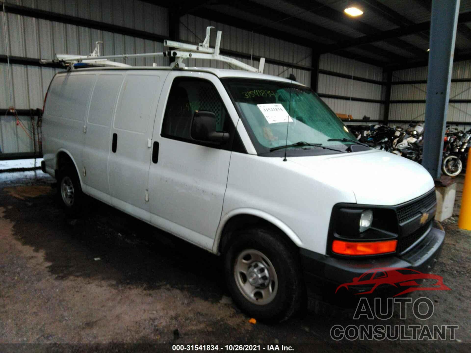 CHEVROLET EXPRESS CARGO VAN 2017 - 1GCWGAFF9H1350059