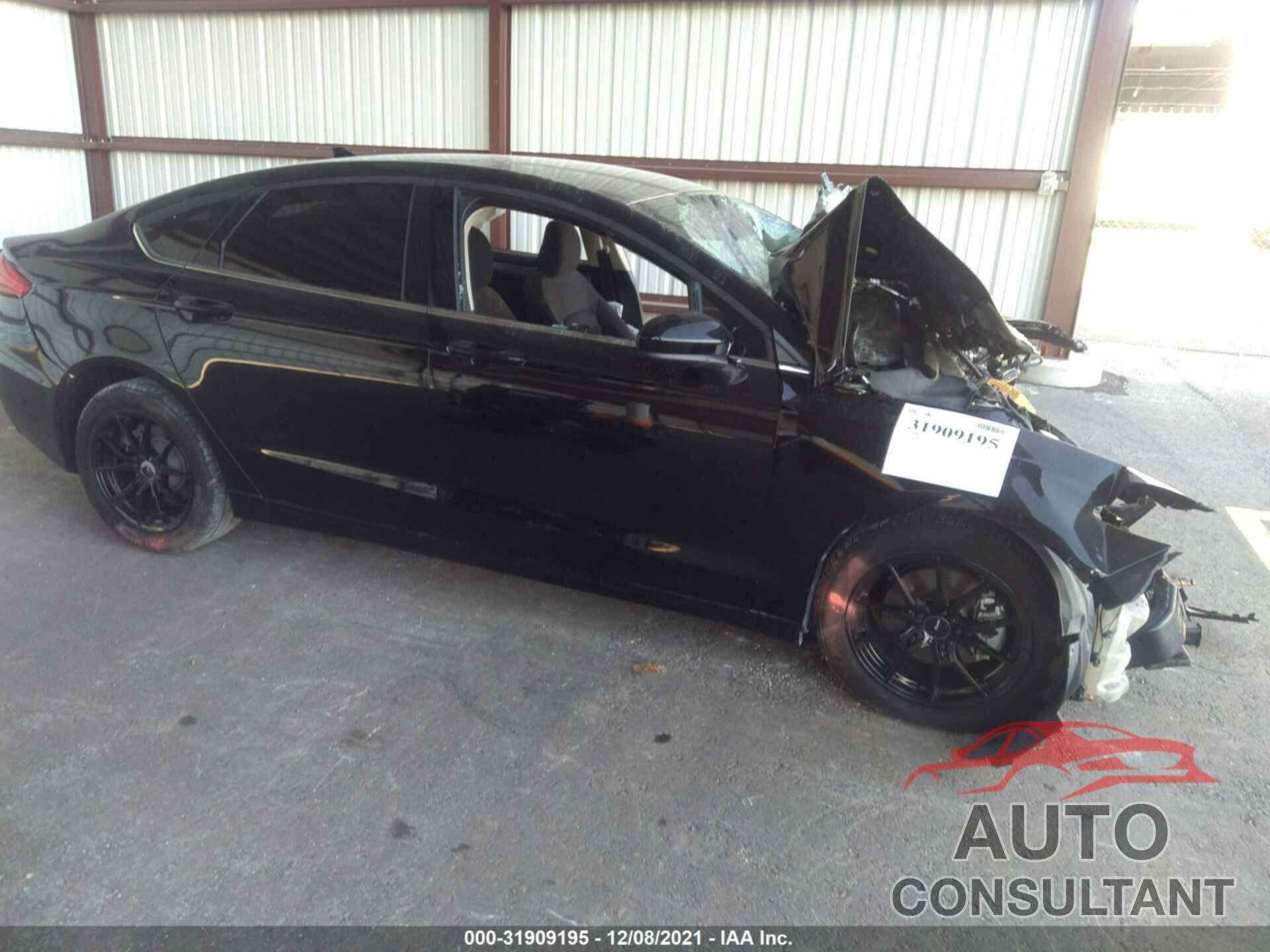 FORD FUSION 2020 - 3FA6P0HD7LR247412