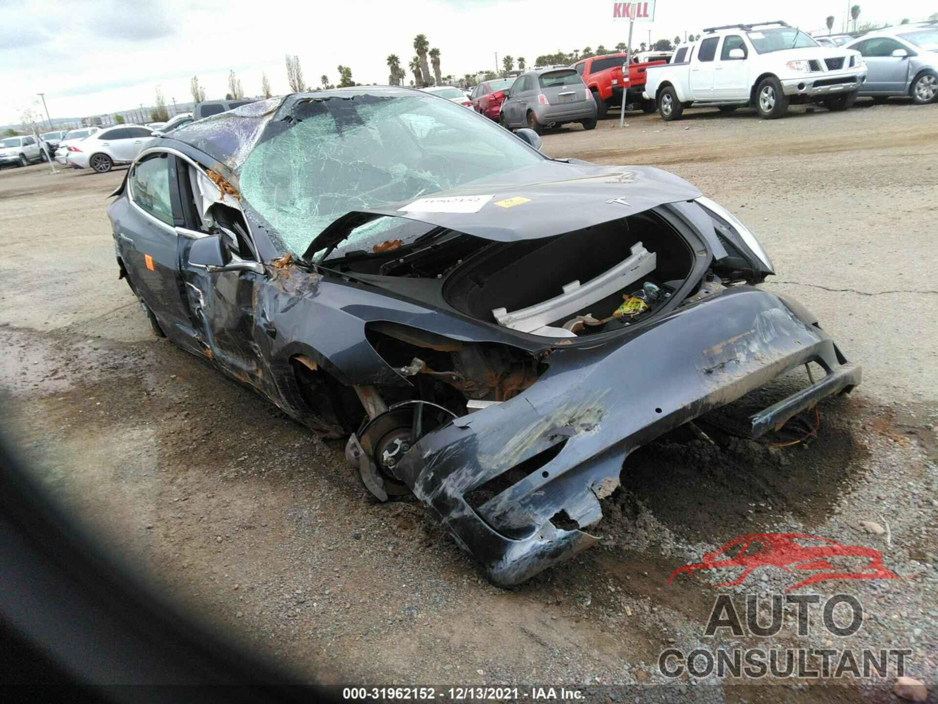 TESLA MODEL 3 2018 - 5YJ3E1EA3JF012670