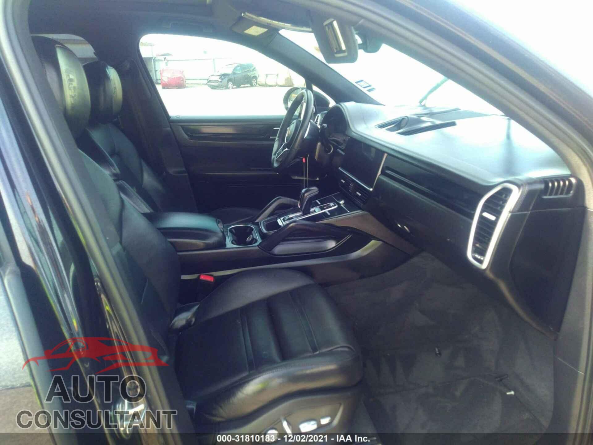 PORSCHE CAYENNE 2019 - WP1AB2AY7KDA65257