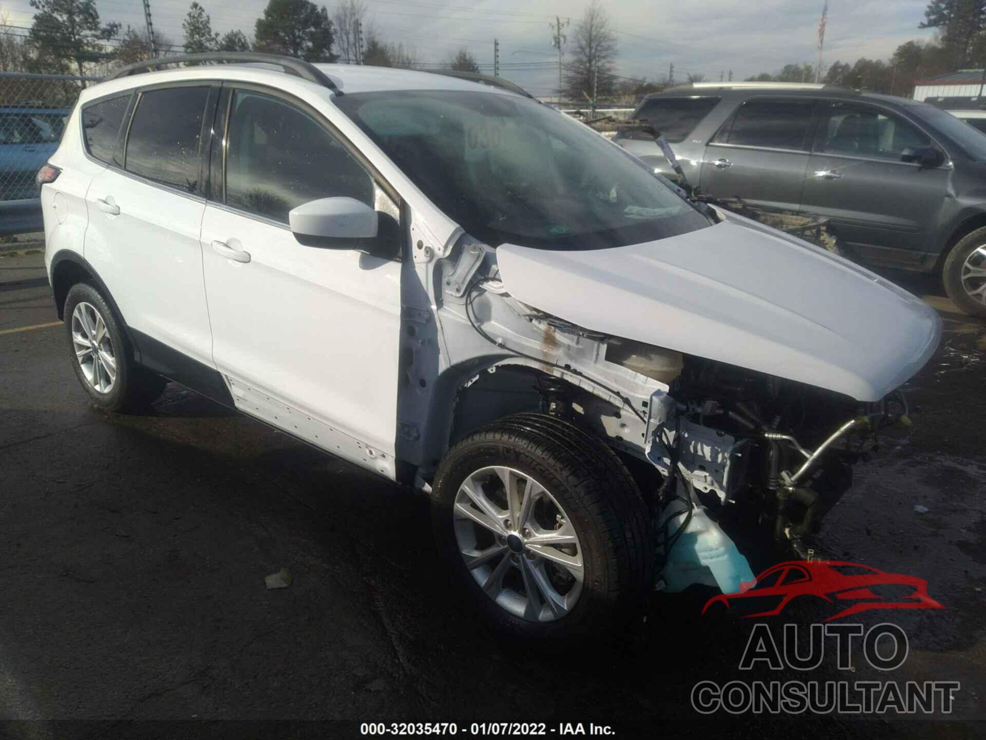 FORD ESCAPE 2018 - 1FMCU9GD3JUC54869