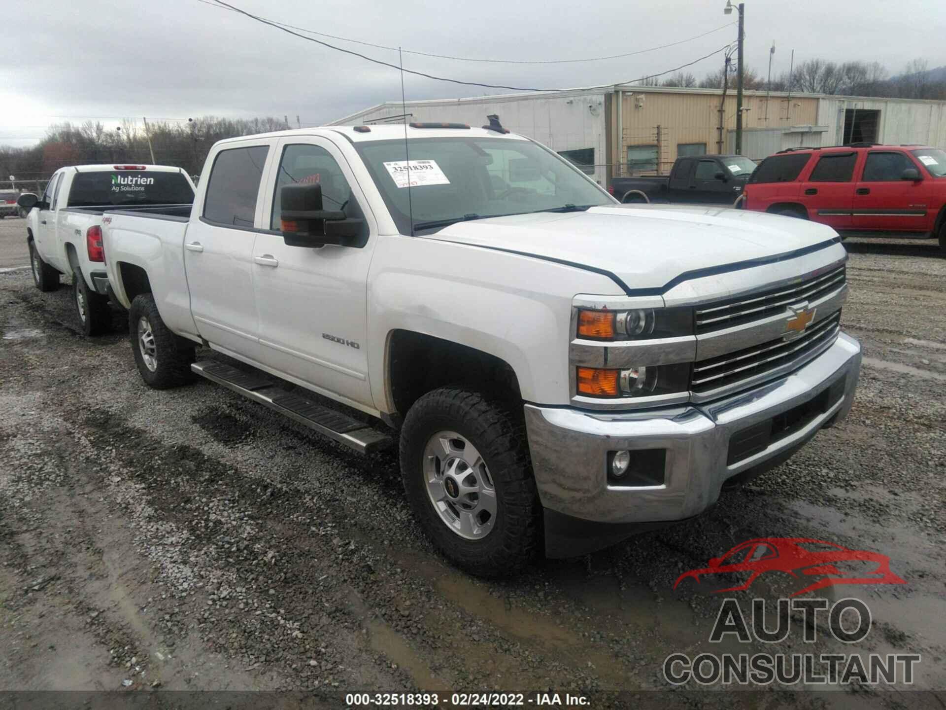 CHEVROLET SILVERADO 2500HD 2018 - 1GC1KVEG0JF193332