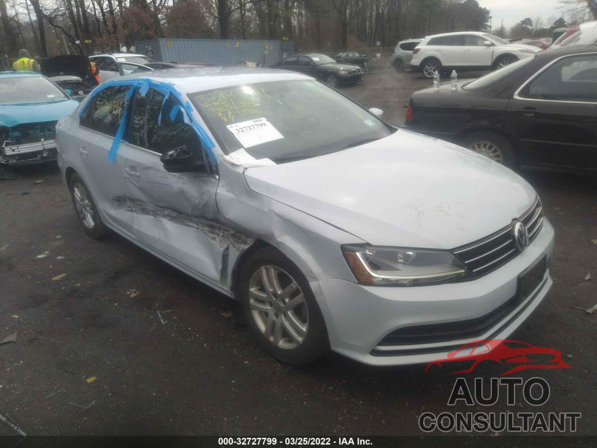 VOLKSWAGEN JETTA 2017 - 3VW2B7AJ3HM311883