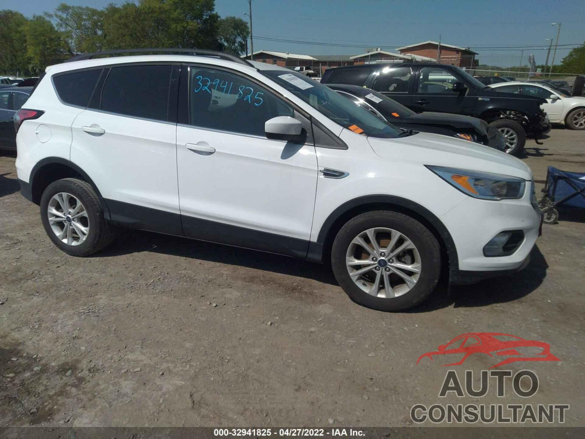FORD ESCAPE 2018 - 1FMCU0GDXJUB22445