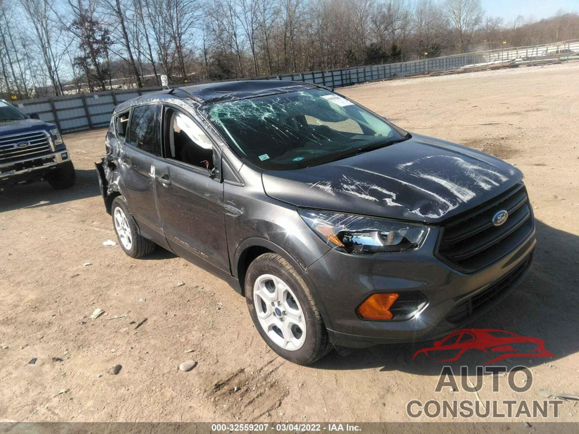 FORD ESCAPE 2018 - 1FMCU0F79JUA78577