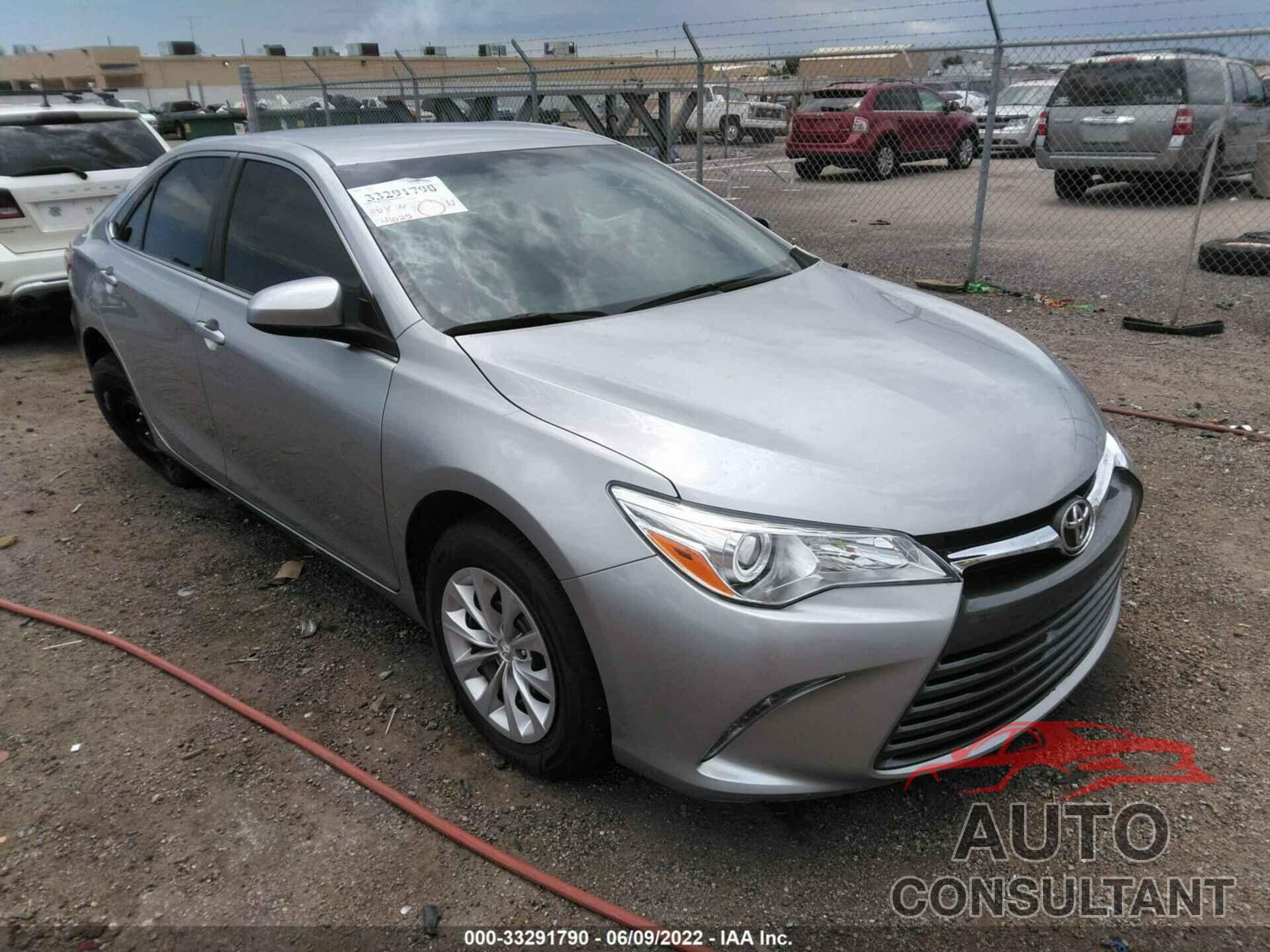 TOYOTA CAMRY 2016 - 4T4BF1FK2GR551850