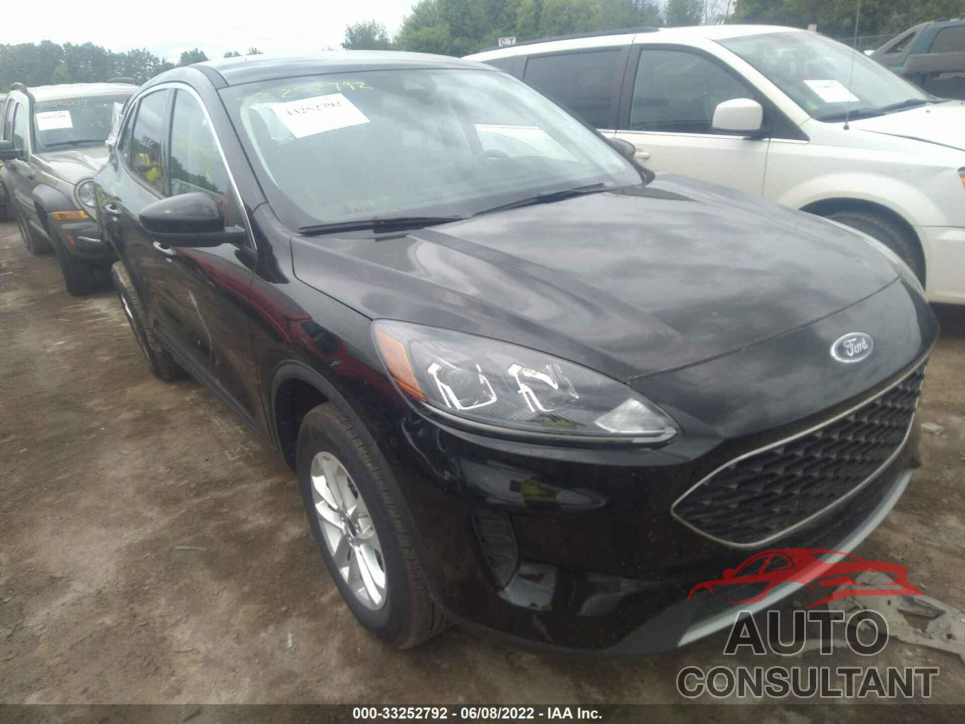 FORD ESCAPE 2021 - 1FMCU9G64MUB23536