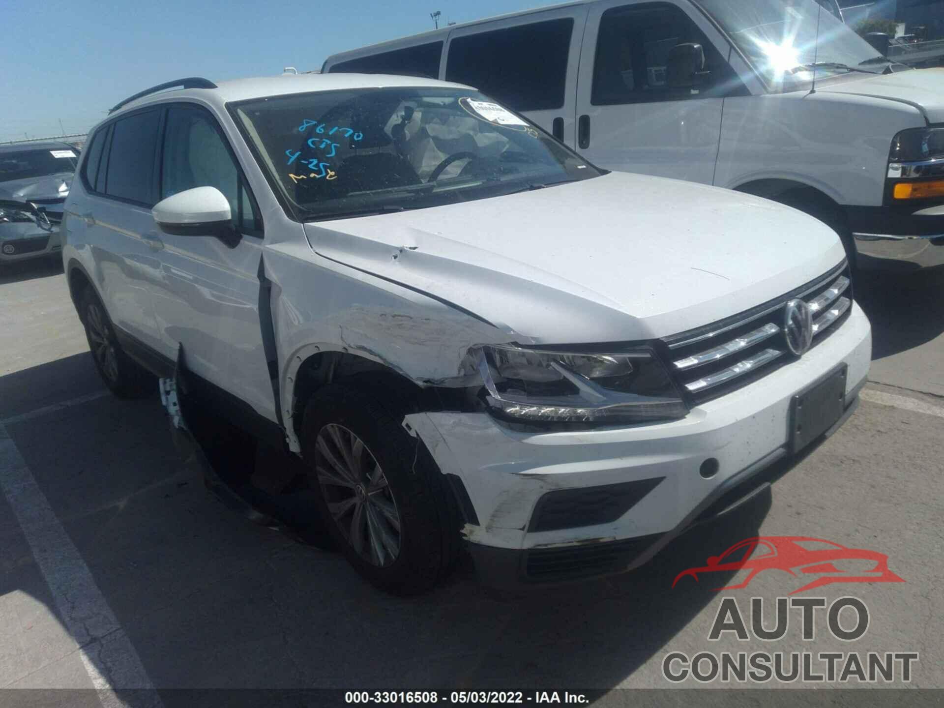 VOLKSWAGEN TIGUAN 2019 - 3VV1B7AX0KM040938