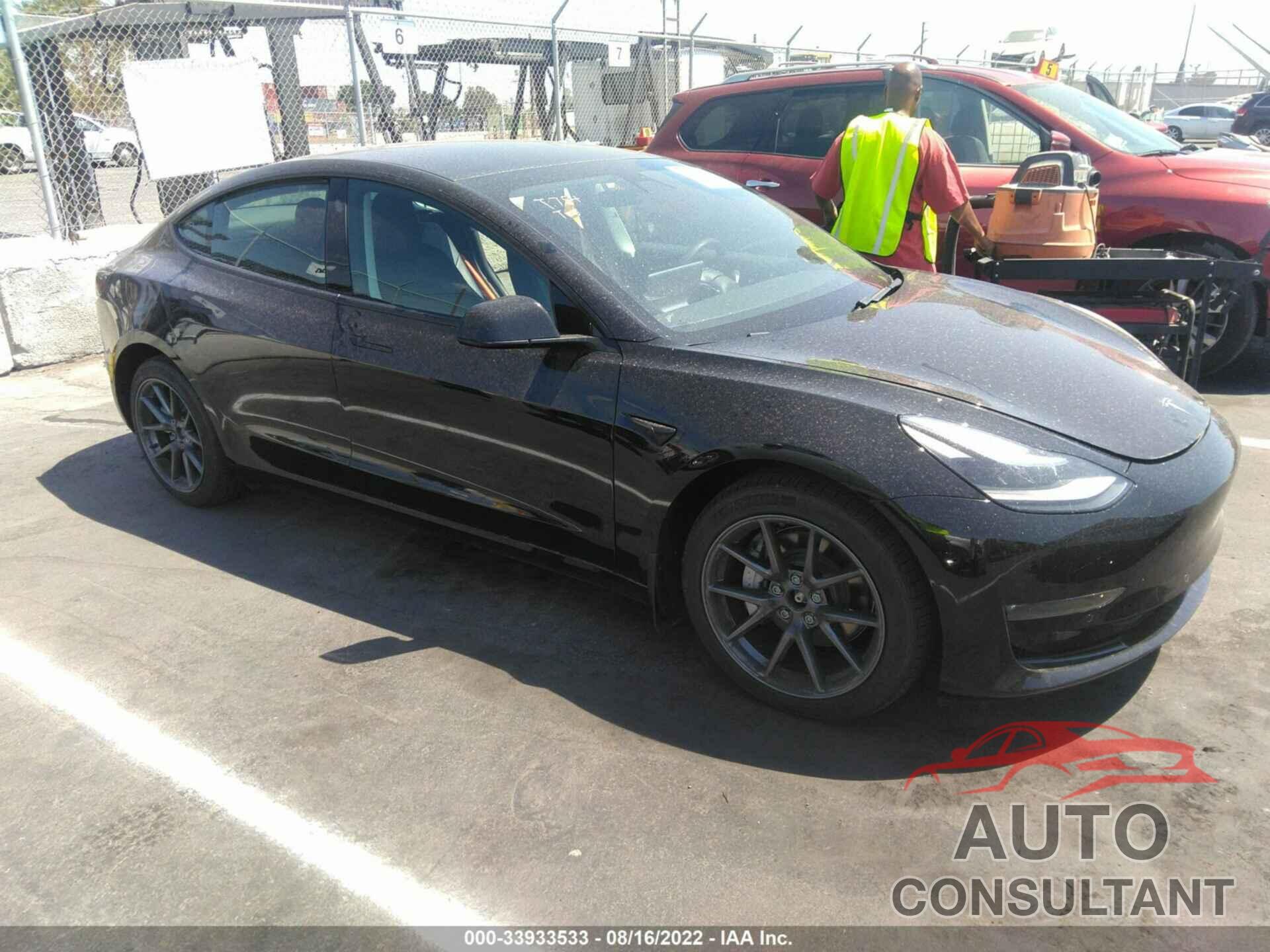 TESLA MODEL 3 2021 - 5YJ3E1EBXMF939095