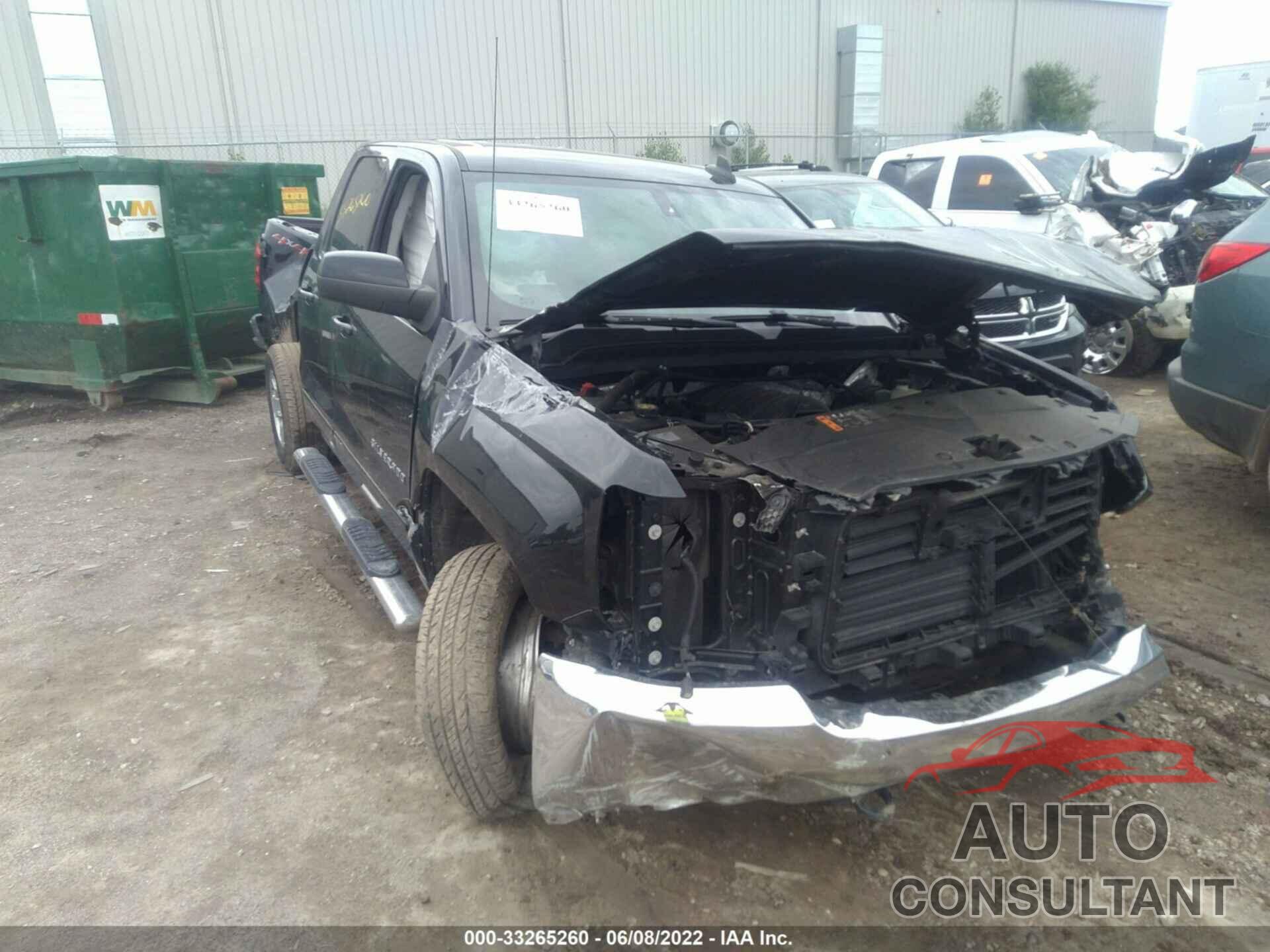 CHEVROLET SILVERADO 1500 2018 - 1GCVKREC8JZ303774