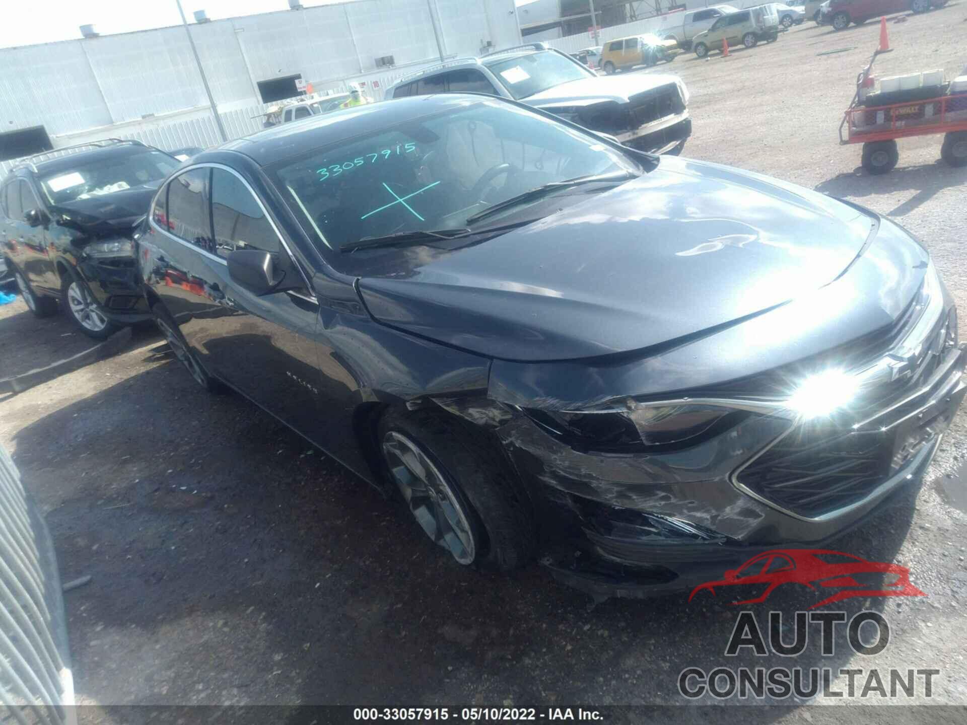 CHEVROLET MALIBU 2019 - 1G1ZG5ST4KF199666