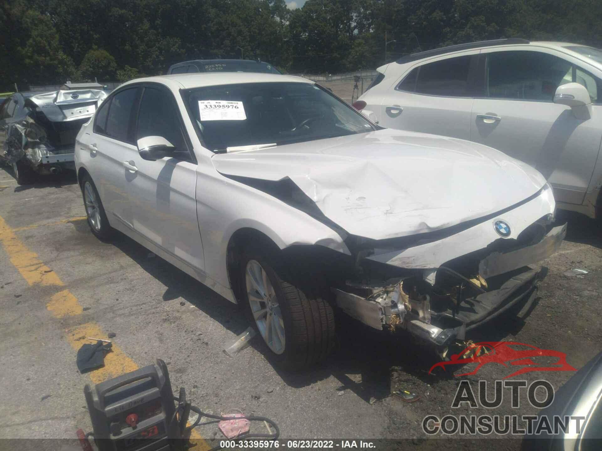 BMW 3 SERIES 2018 - WBA8E1G50JNU90873