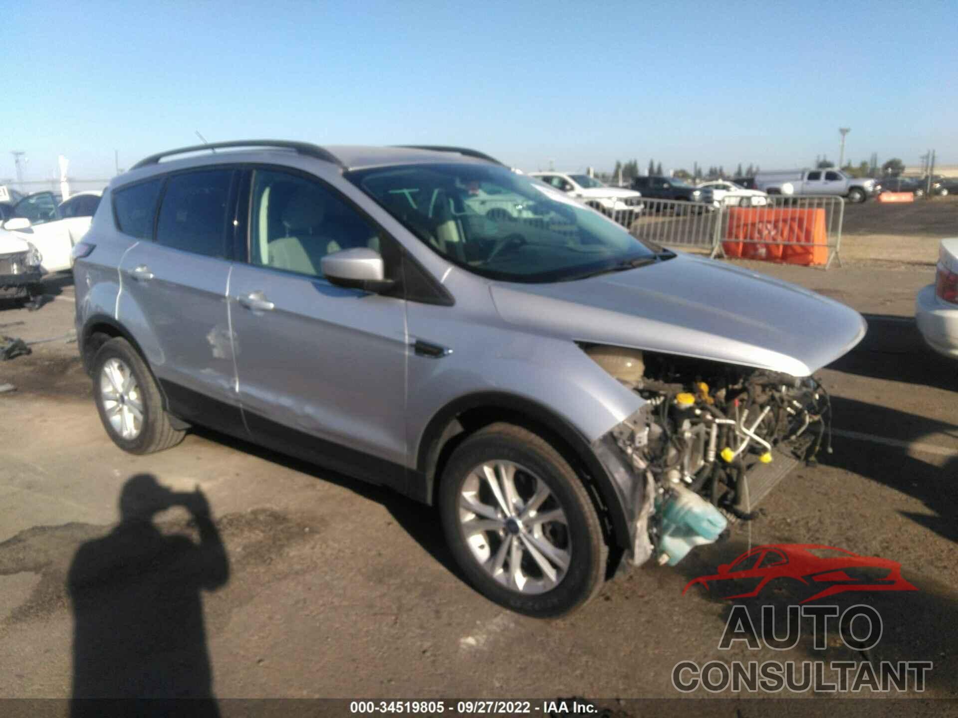 FORD ESCAPE 2018 - 1FMCU9GDXJUD08104