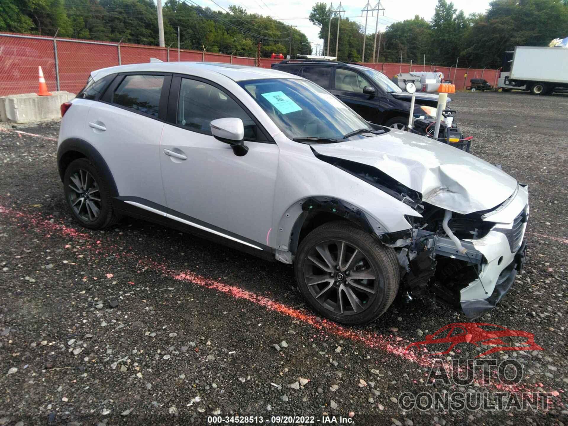 MAZDA CX-3 2017 - JM1DKFD75H0146380