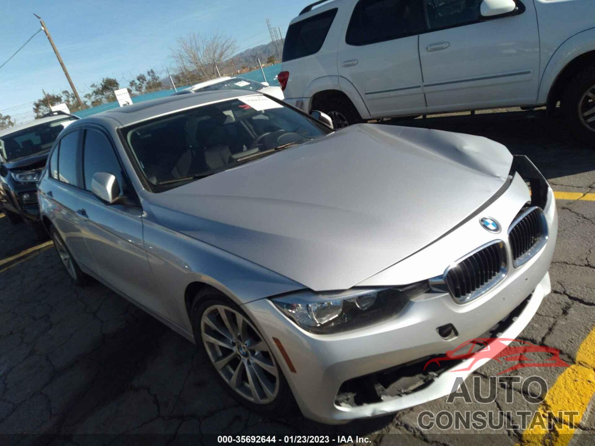 BMW 3 SERIES 2016 - WBA8E1G50GNU10450