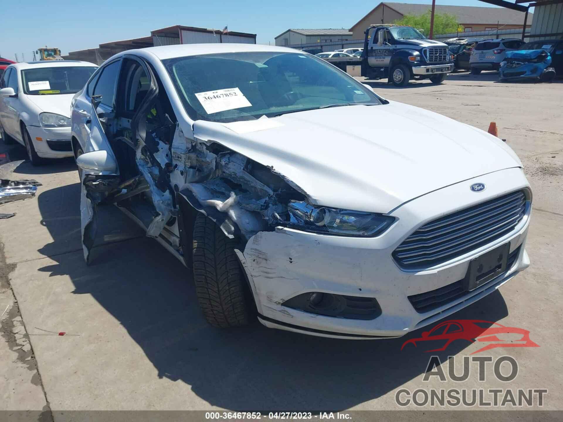 FORD FUSION 2015 - 1FA6P0H72F5117734