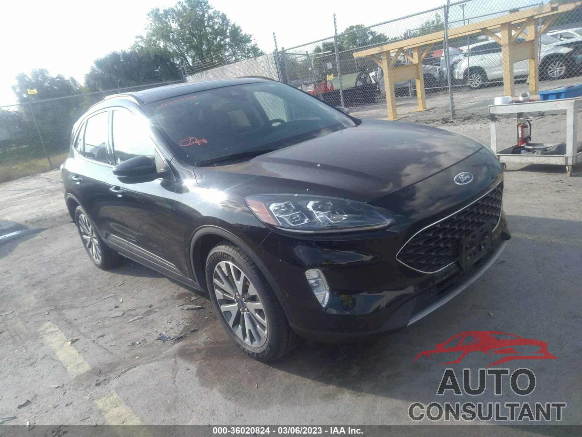 FORD ESCAPE 2020 - 1FMCU9J95LUB20324