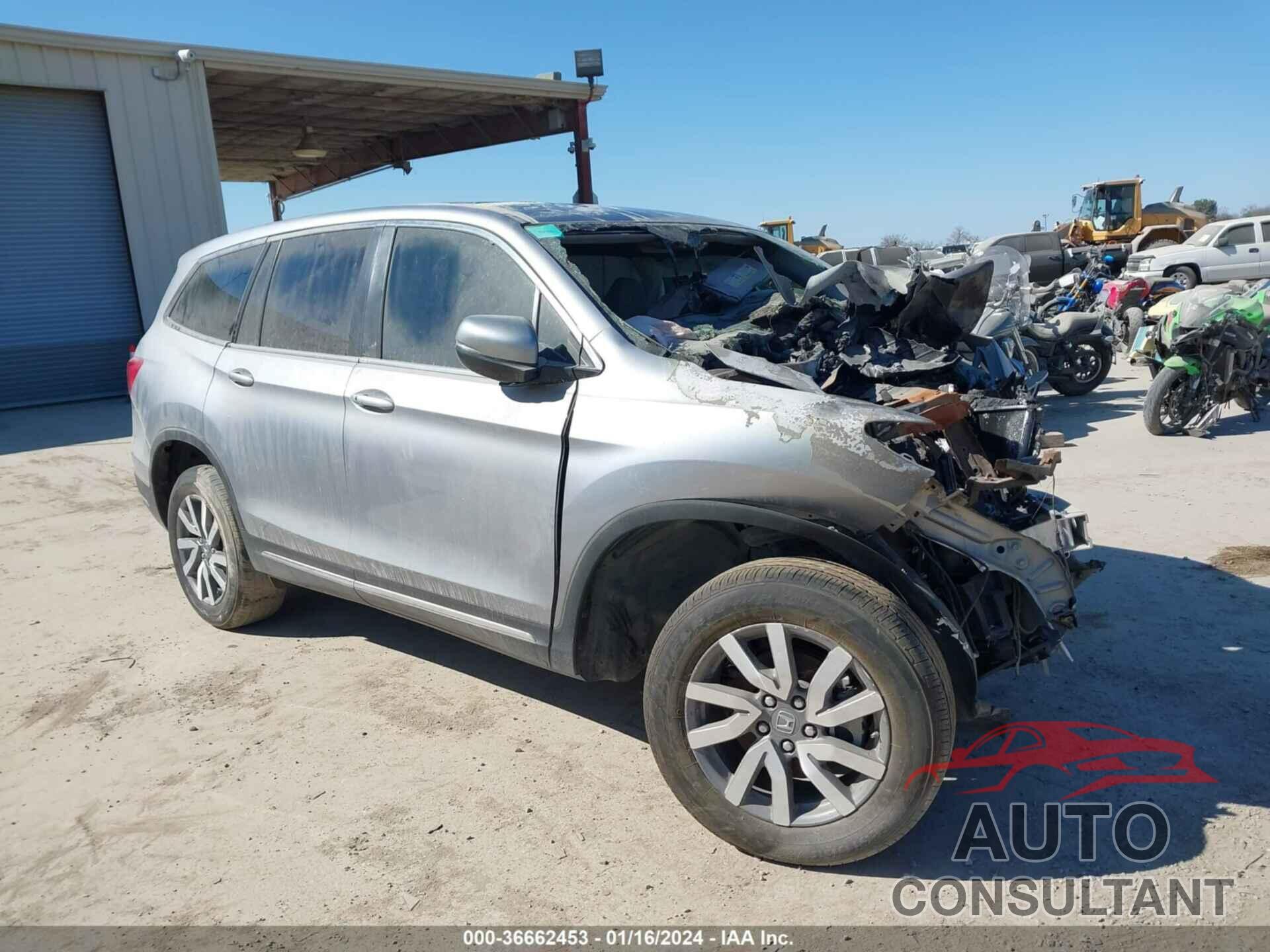 HONDA PILOT 2020 - 5FNYF5H32LB026618