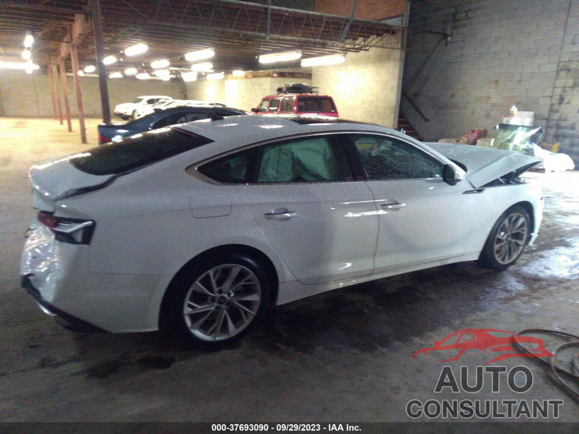 AUDI A5 SPORTBACK 2023 - WAUABCF5XPA059822