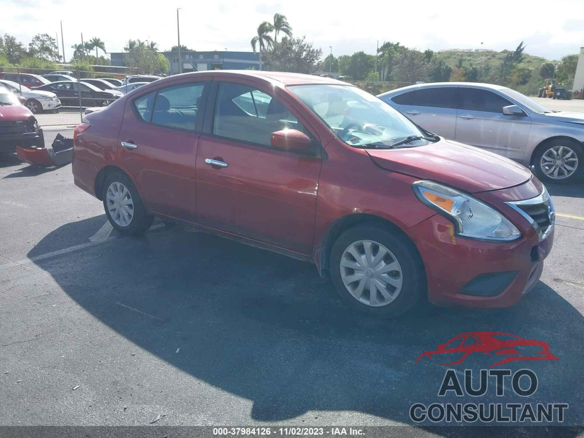 NISSAN VERSA 2017 - 3N1CN7APXHL897221